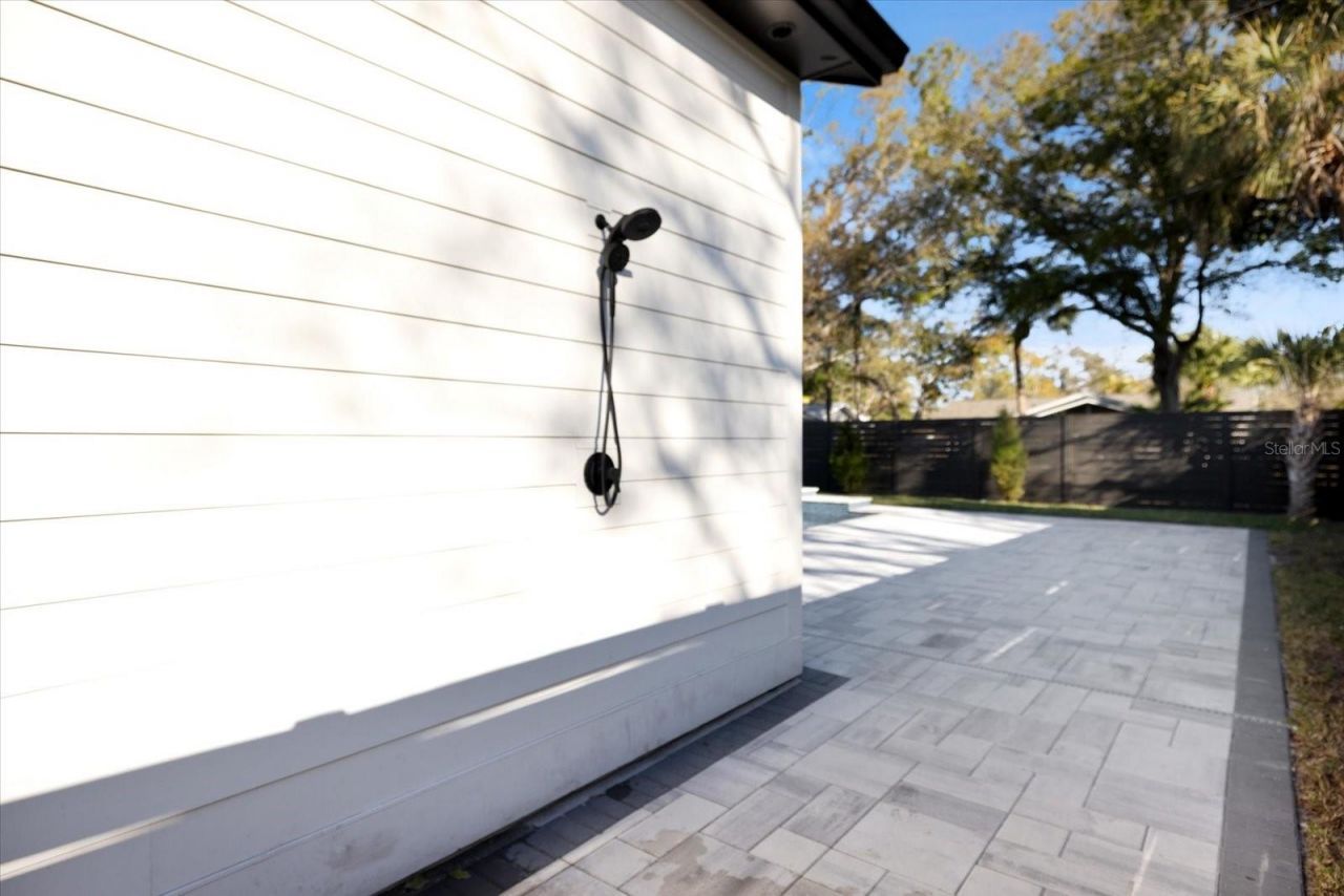 2045 Goldenrod Street, Sarasota, FL 34239 Photo