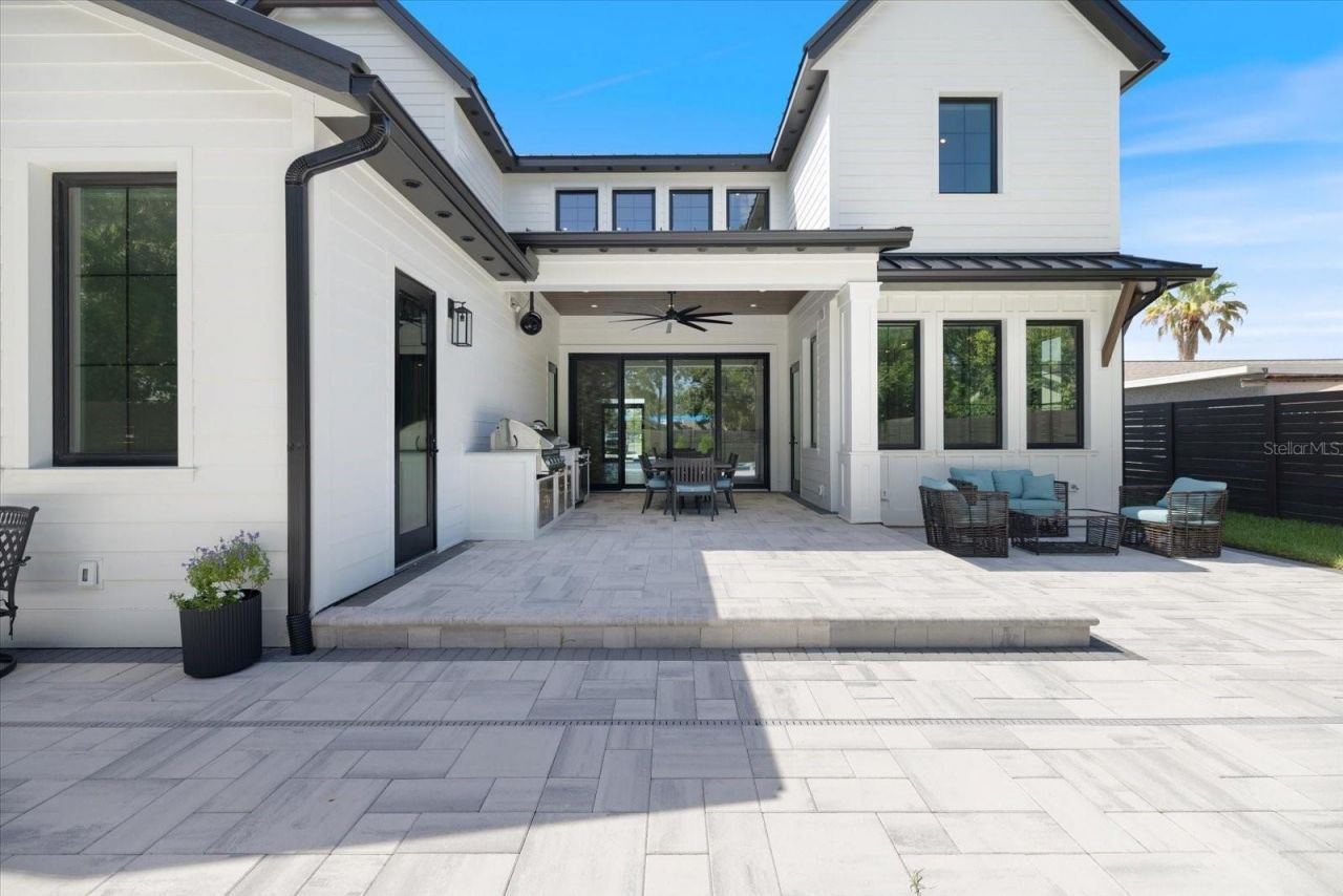 2045 Goldenrod Street, Sarasota, FL 34239 Photo