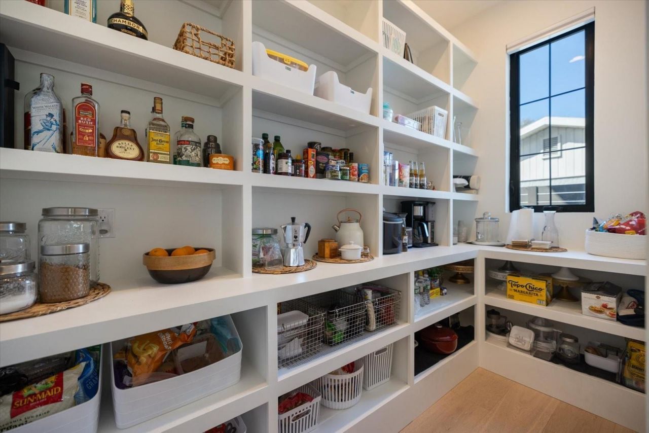 2045 Goldenrod Street, Sarasota, FL 34239 Photo