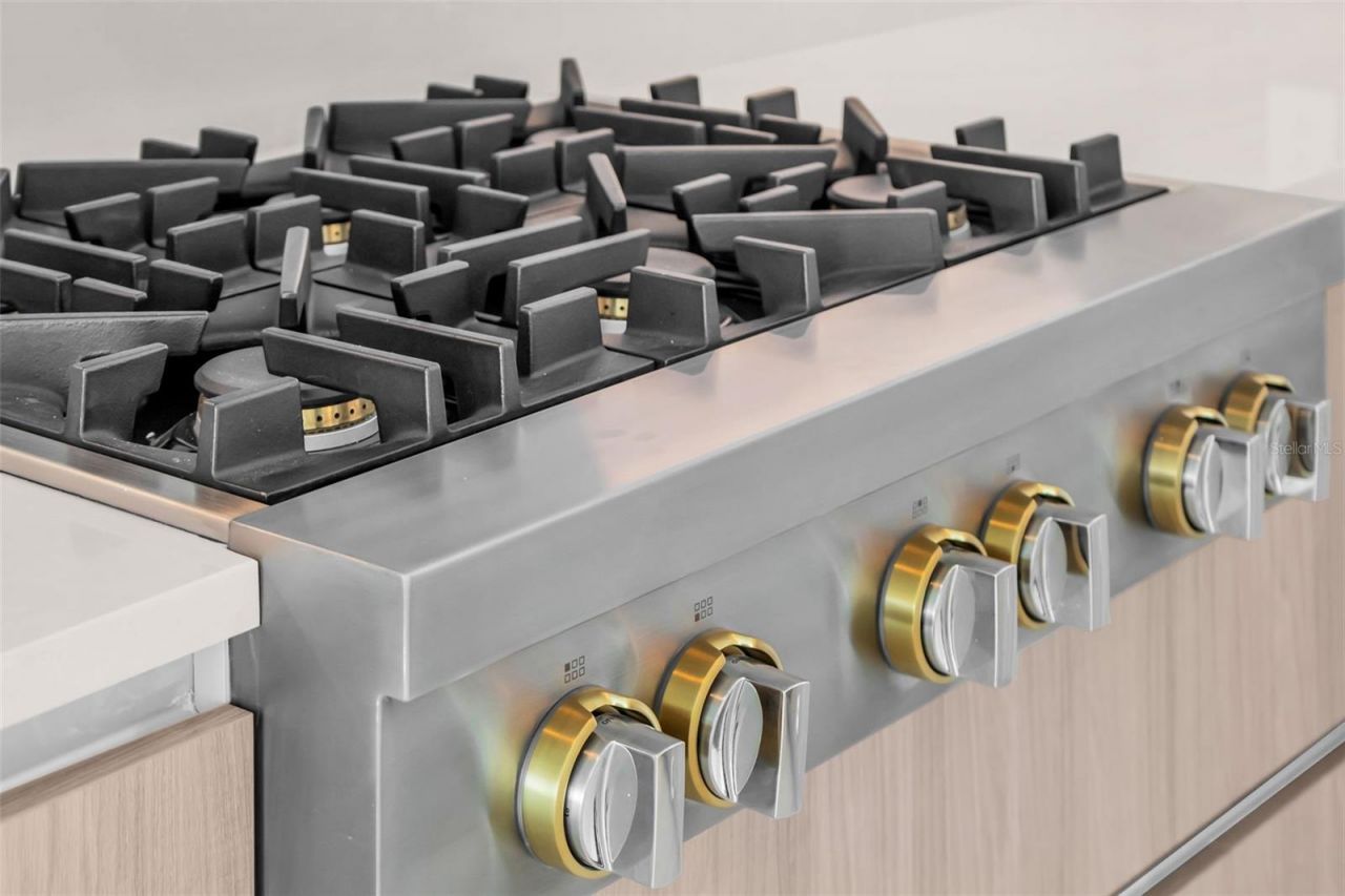 400 Central Avenue, Unit 3606, Saint Petersburg, FL 33701 Photo