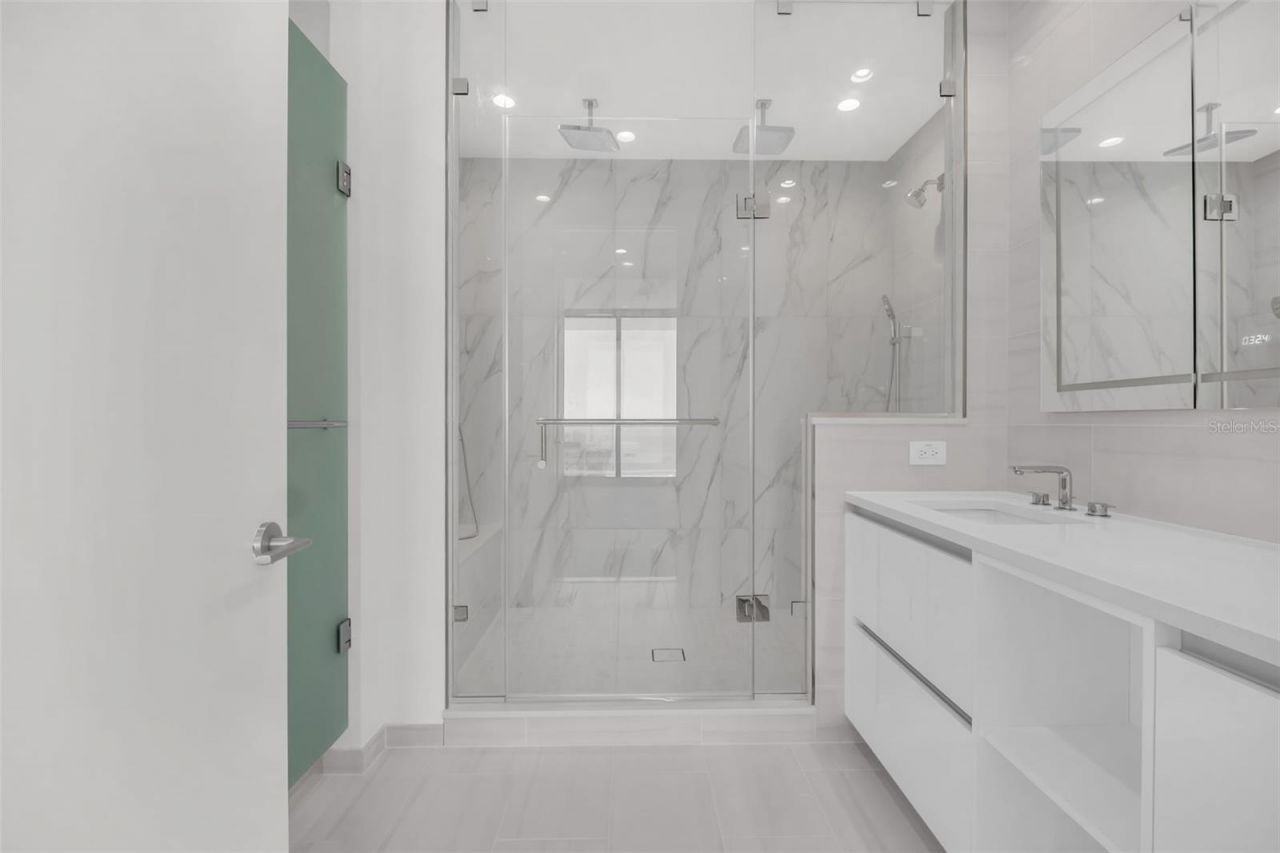 400 Central Avenue, Unit 3606, Saint Petersburg, FL 33701 Photo