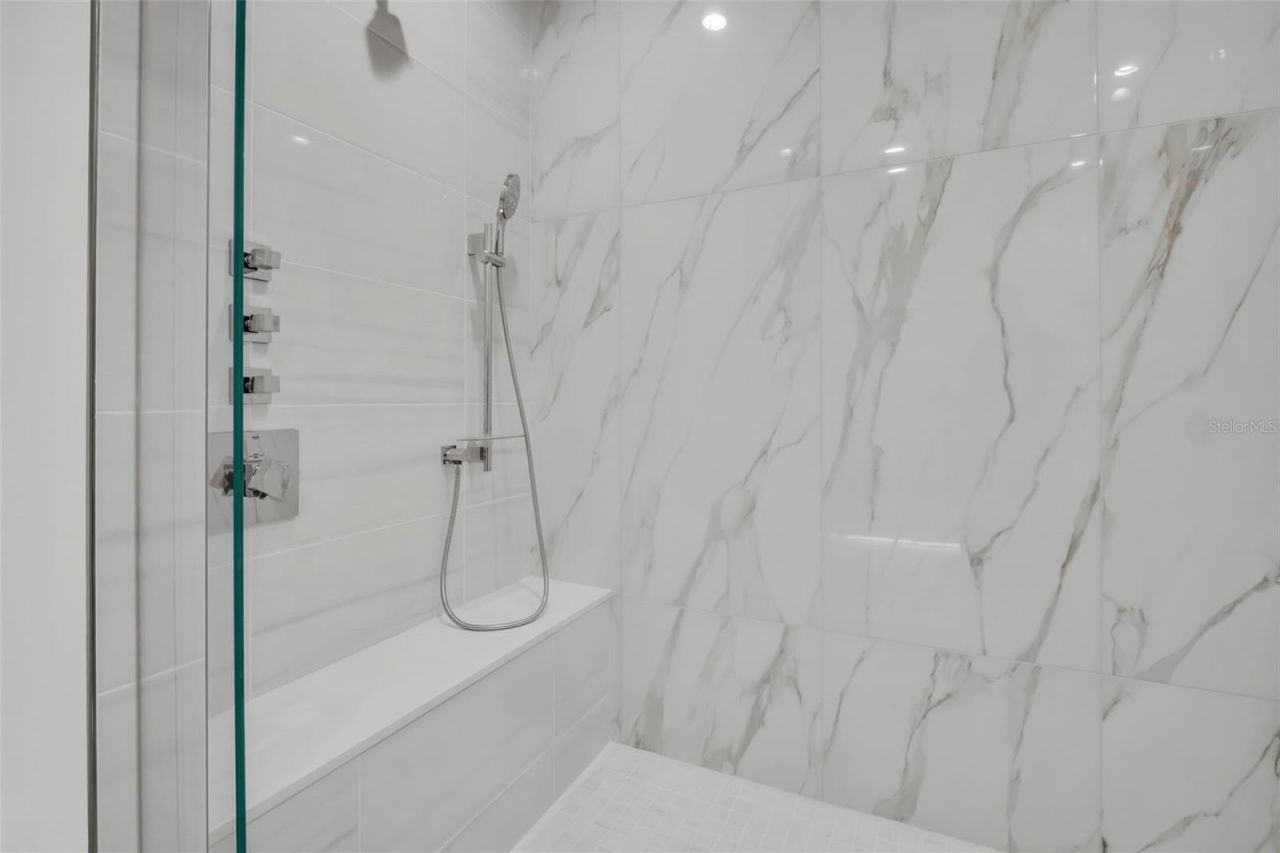 400 Central Avenue, Unit 3606, Saint Petersburg, FL 33701 Photo