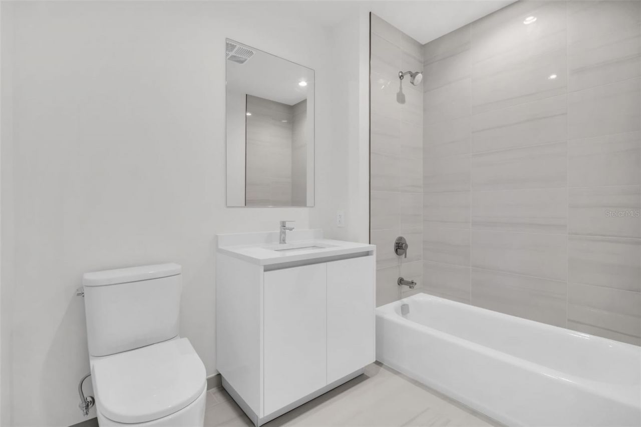 400 Central Avenue, Unit 3606, Saint Petersburg, FL 33701 Photo