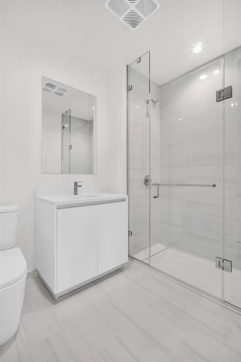 400 Central Avenue, Unit 3606, Saint Petersburg, FL 33701 Photo