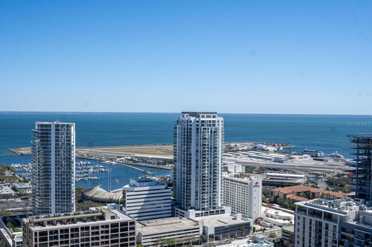 400 Central Avenue, Unit 3606, Saint Petersburg, FL 33701 Photo