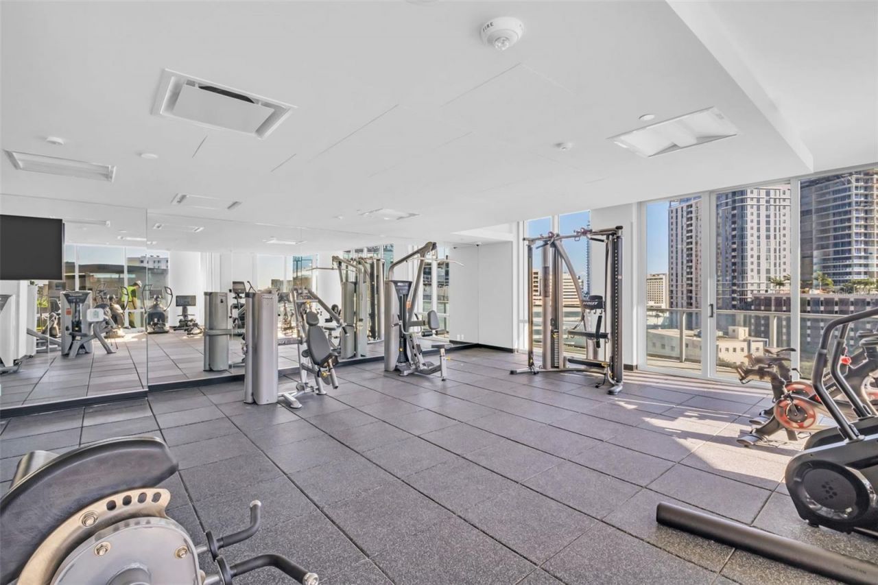 400 Central Avenue, Unit 3606, Saint Petersburg, FL 33701 Photo