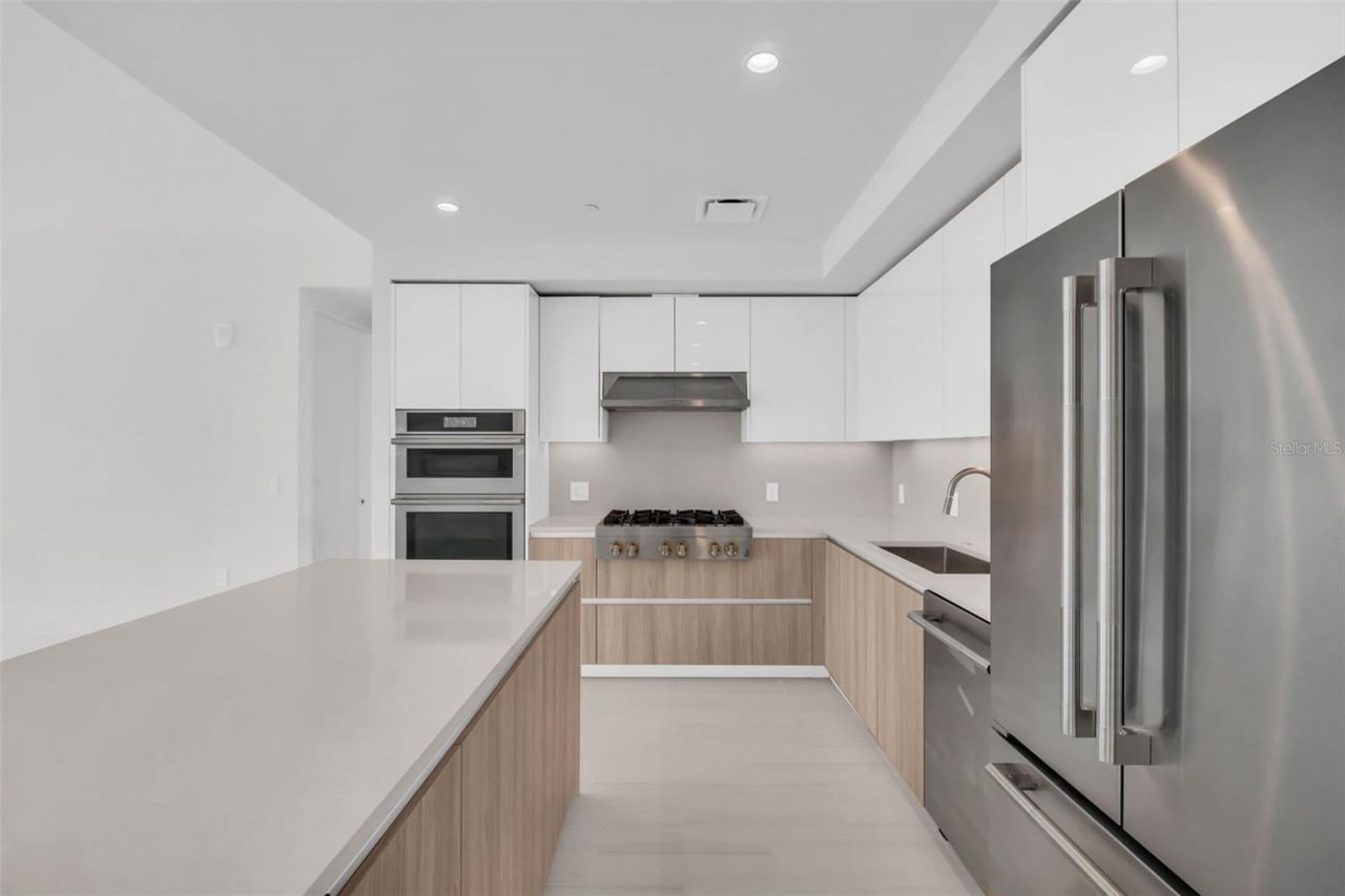 400 Central Avenue, Unit 3606, Saint Petersburg, FL 33701 Photo