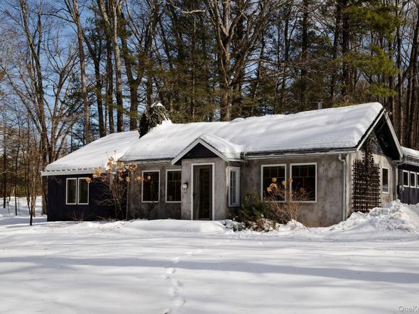 171 W Hurley Road, Woodstock, NY 12498