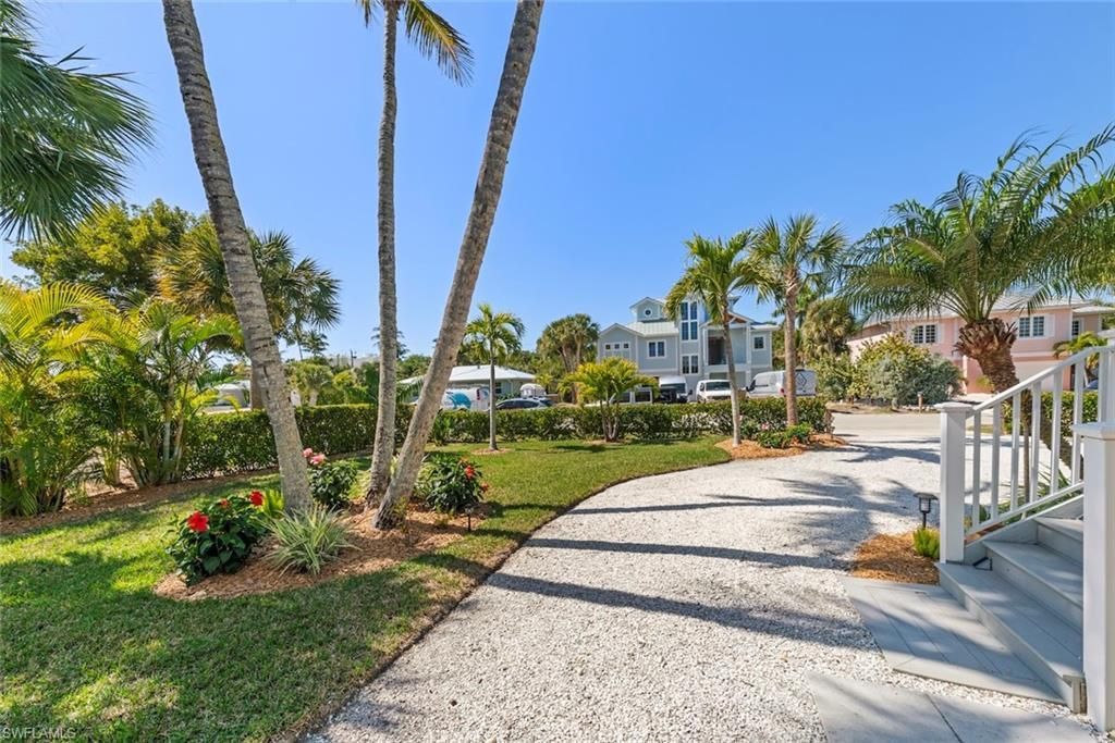 1360 Jamaica Dr , Sanibel, FL 33957 Photo