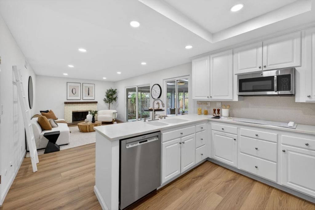 2733 Winfield Drive, Mountain View, CA 94040 Main Photo