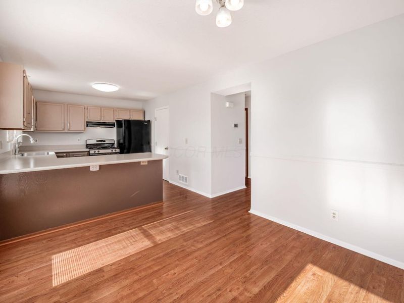 180 Lexington Boulevard, Delaware, OH 43015 Photo 14