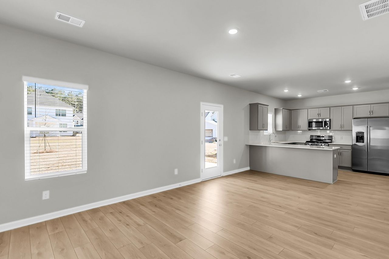 263 Clarabelle Lane Photo 6