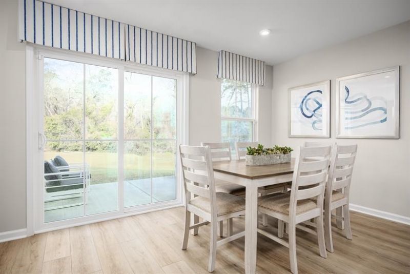 452 Myrtle Meadows Dr  Photo 4