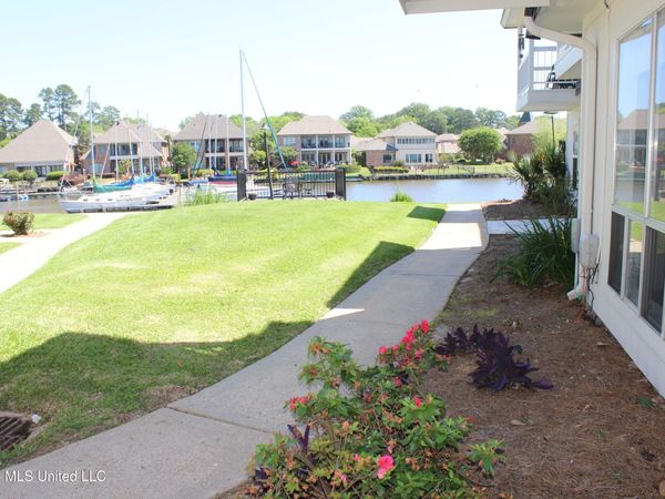 550 Post Road, Ridgeland, MS 39157