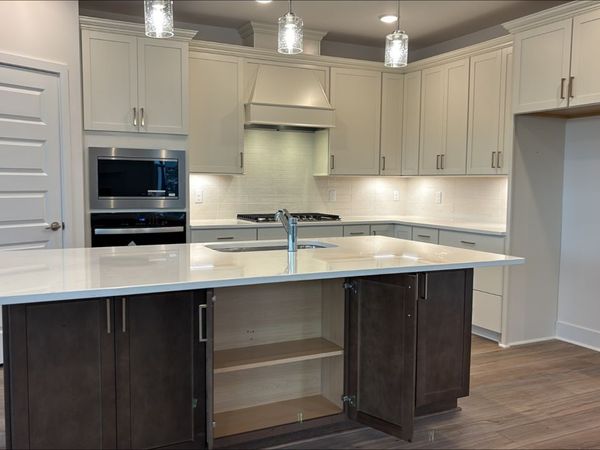 810 Everglade Drive , Lebanon, TN 37090