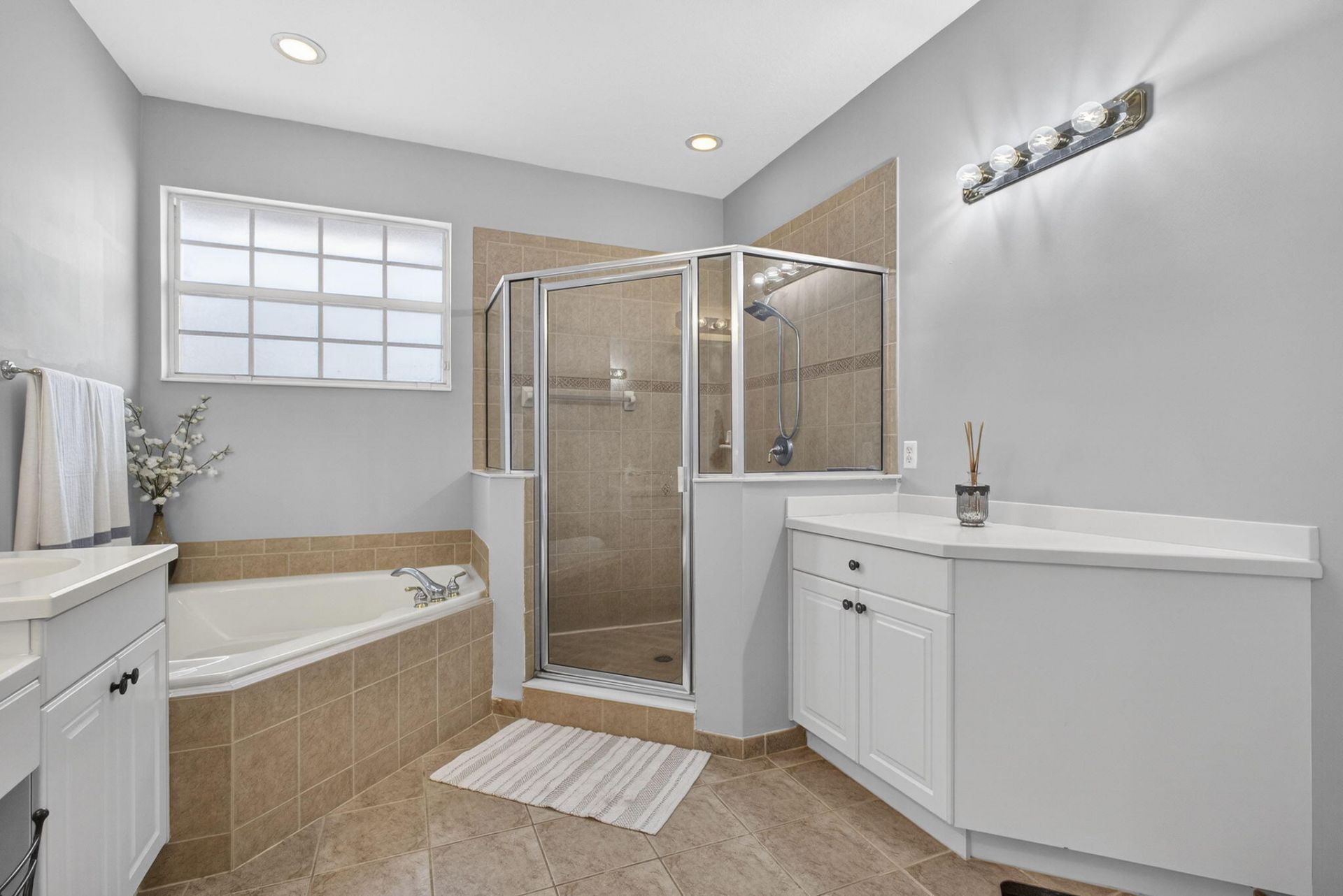 12 Nottingham Place, Boynton Beach, FL 33426 Photo