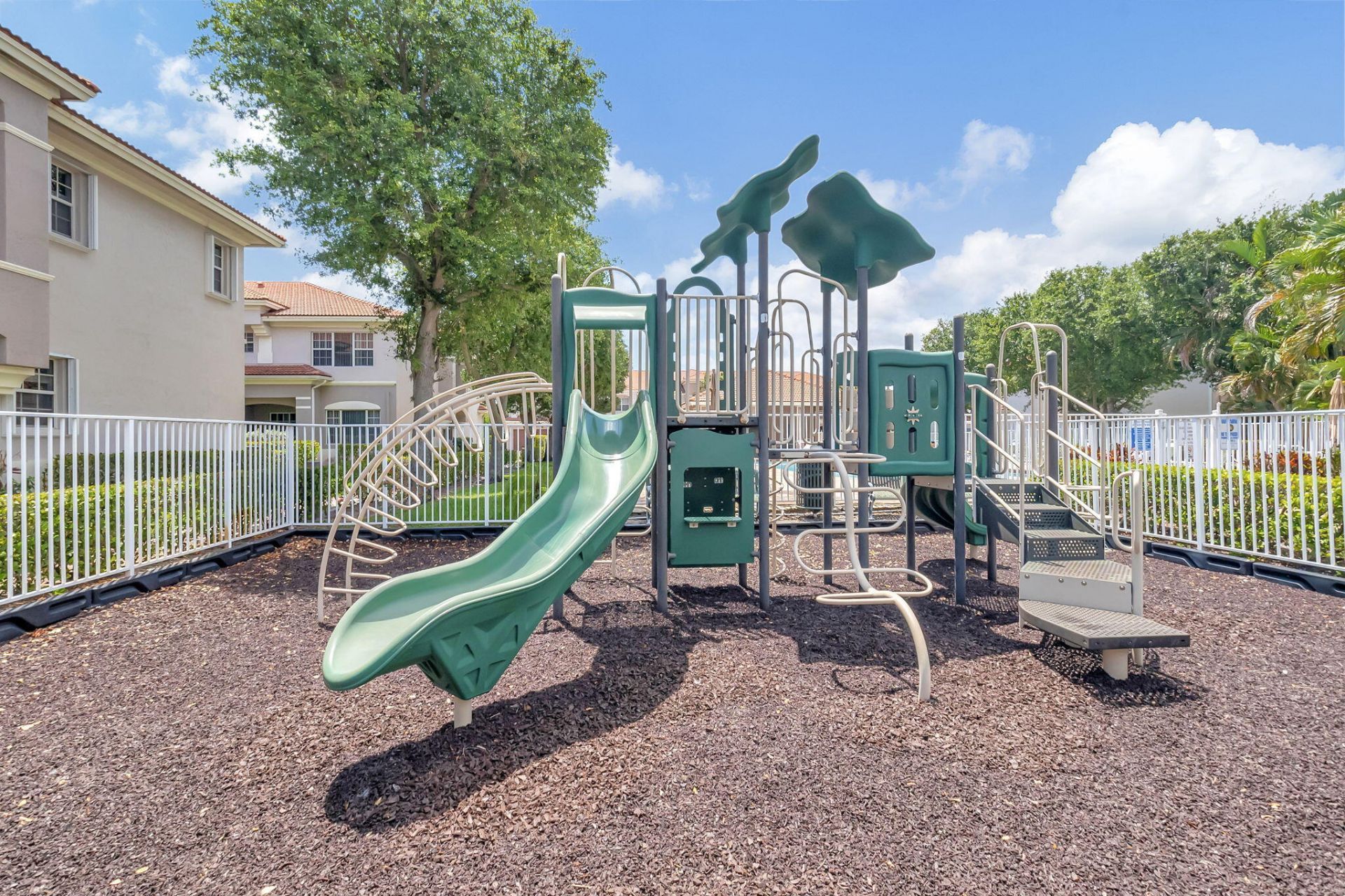 12 Nottingham Place, Boynton Beach, FL 33426 Photo