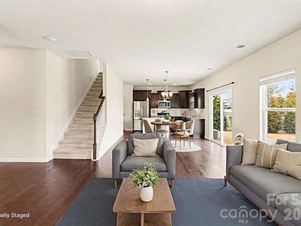 173 Glastonbury Drive , Mooresville, NC 28115