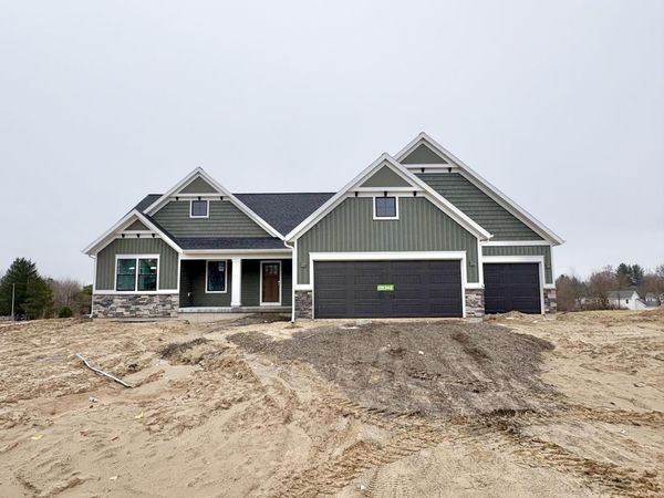 8326 Kettle Hill Court SE, Alto, MI 49302