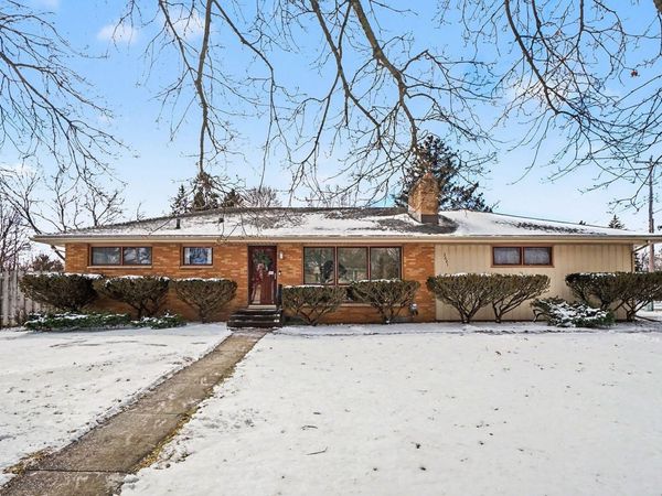 3621 Middlebury Drive, Kalamazoo, MI 49006