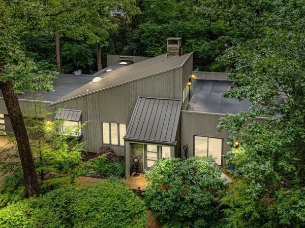 4152 Hillside Trail, New Buffalo, MI 49117