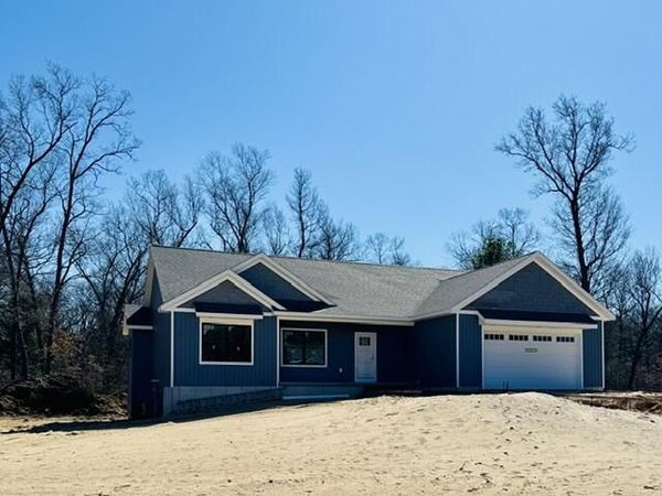 404 Sabine Drive, Unit 9, Muskegon, MI 49442