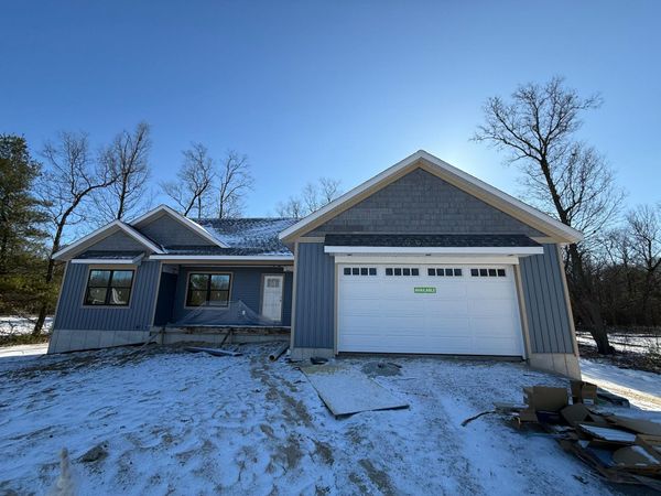 404 Sabine Drive, Unit 9, Muskegon, MI 49442