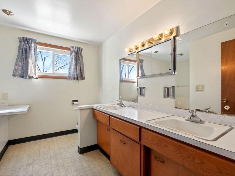 1724 S Belmont Avenue, Springfield, OH 45505 Photo 36