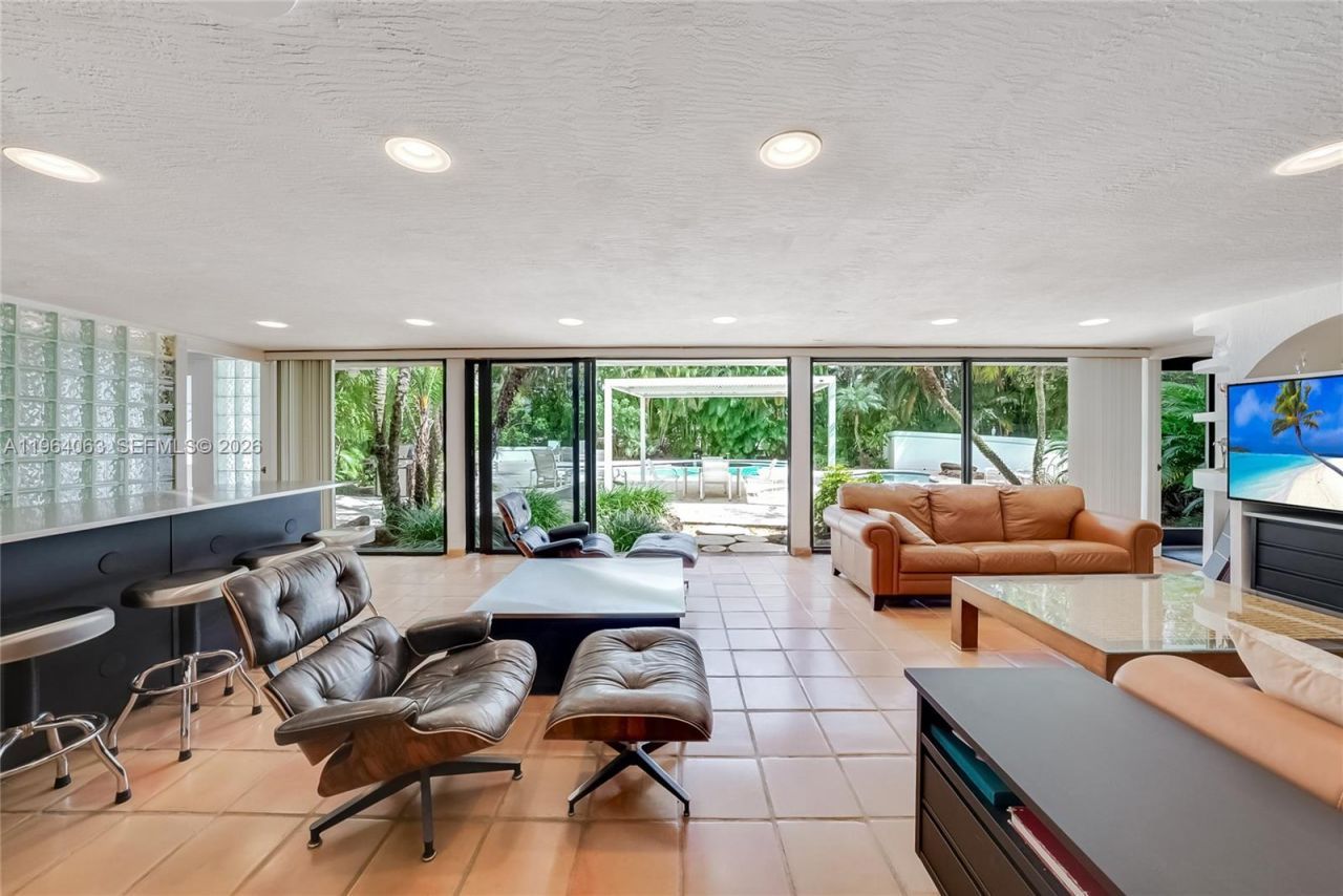 278 S Island Dr, Golden Beach, FL 33160 Photo