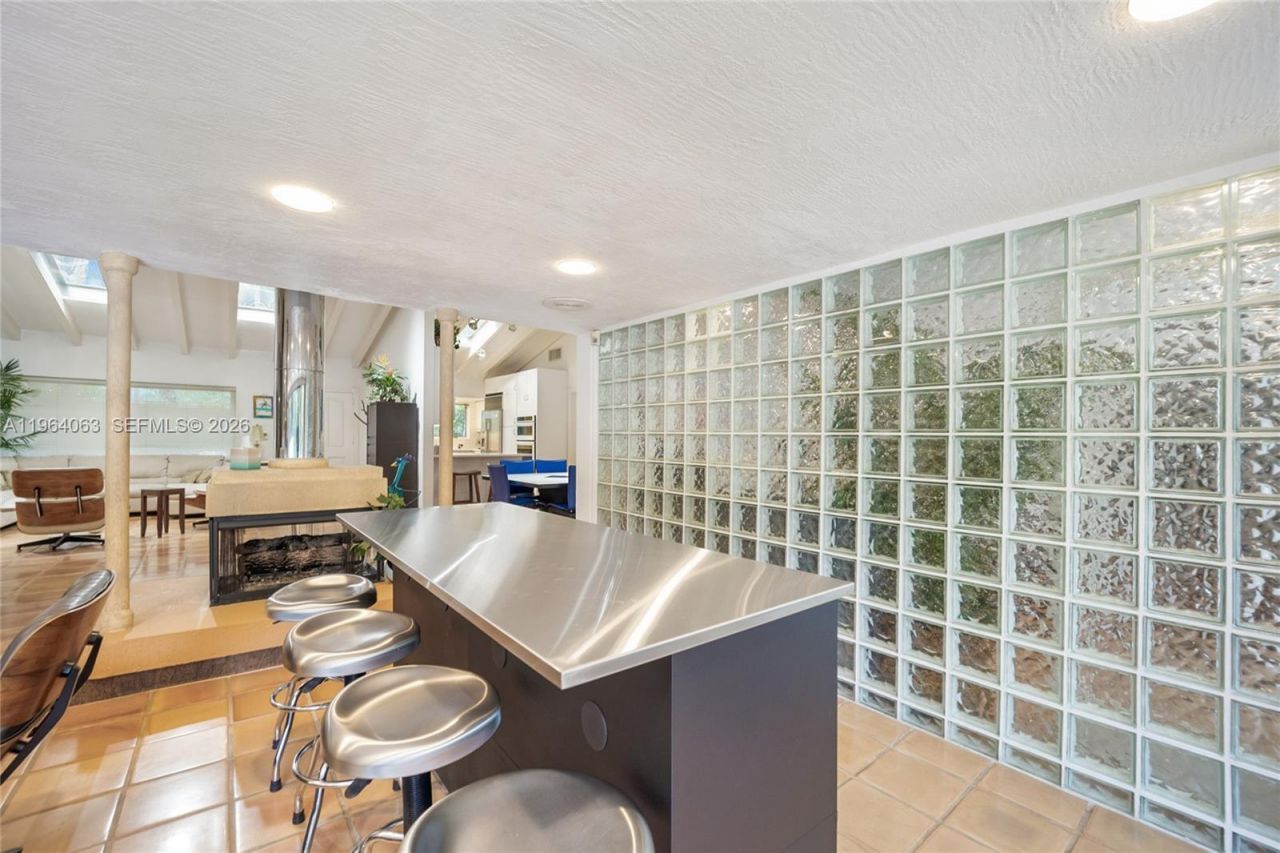 278 S Island Dr, Golden Beach, FL 33160 Photo