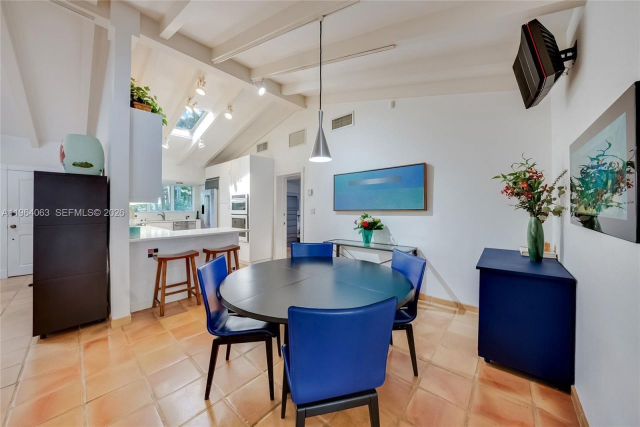 278 S Island Dr, Golden Beach, FL 33160 Photo