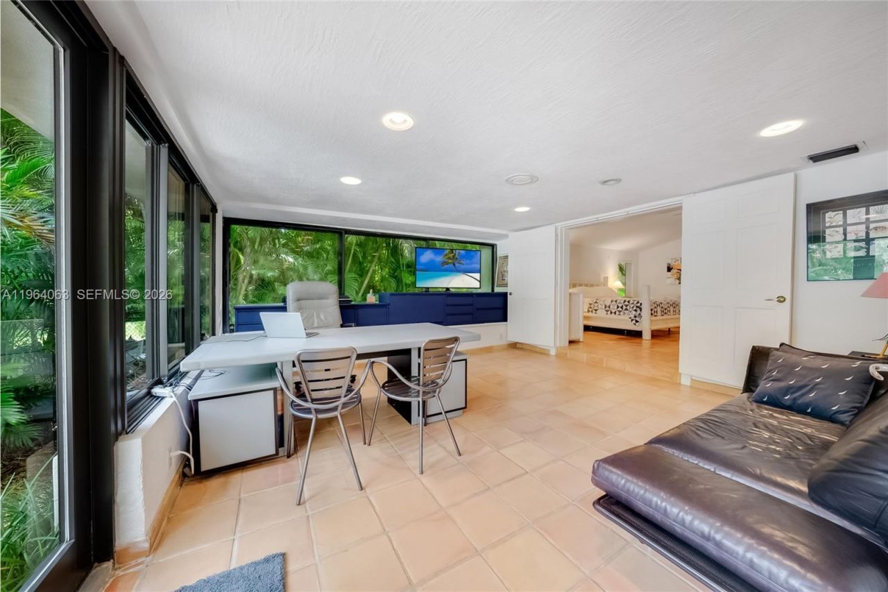 278 S Island Dr, Golden Beach, FL 33160 Photo