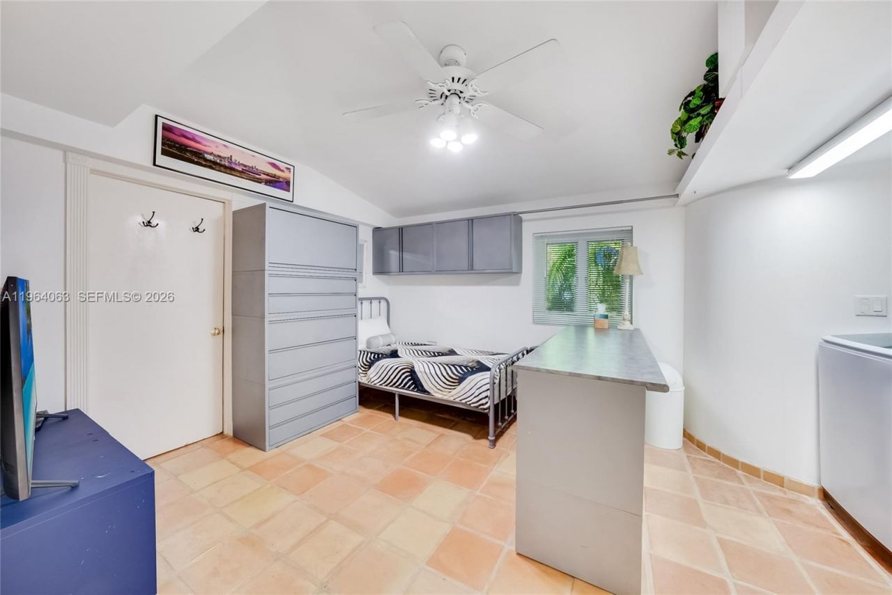 278 S Island Dr, Golden Beach, FL 33160 Photo