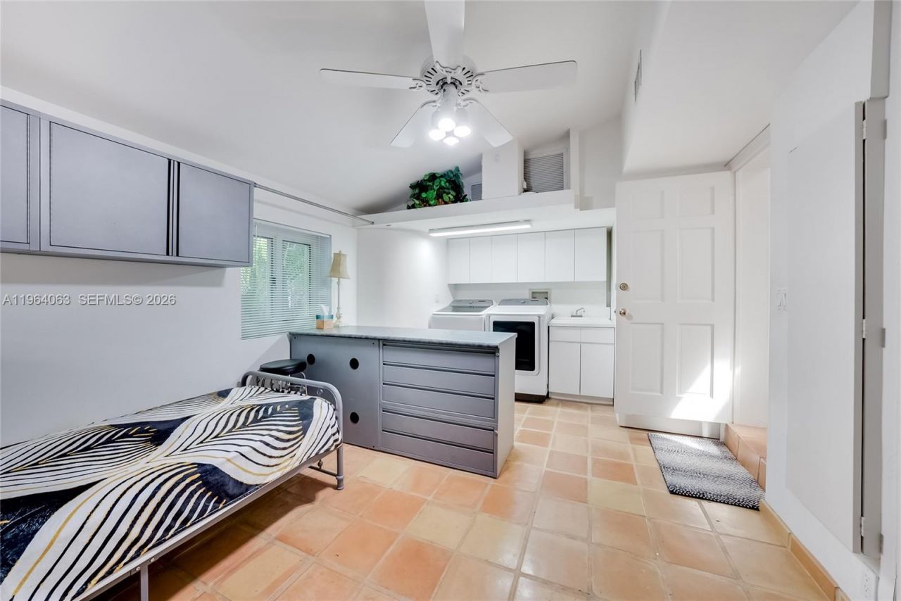 278 S Island Dr, Golden Beach, FL 33160 Photo