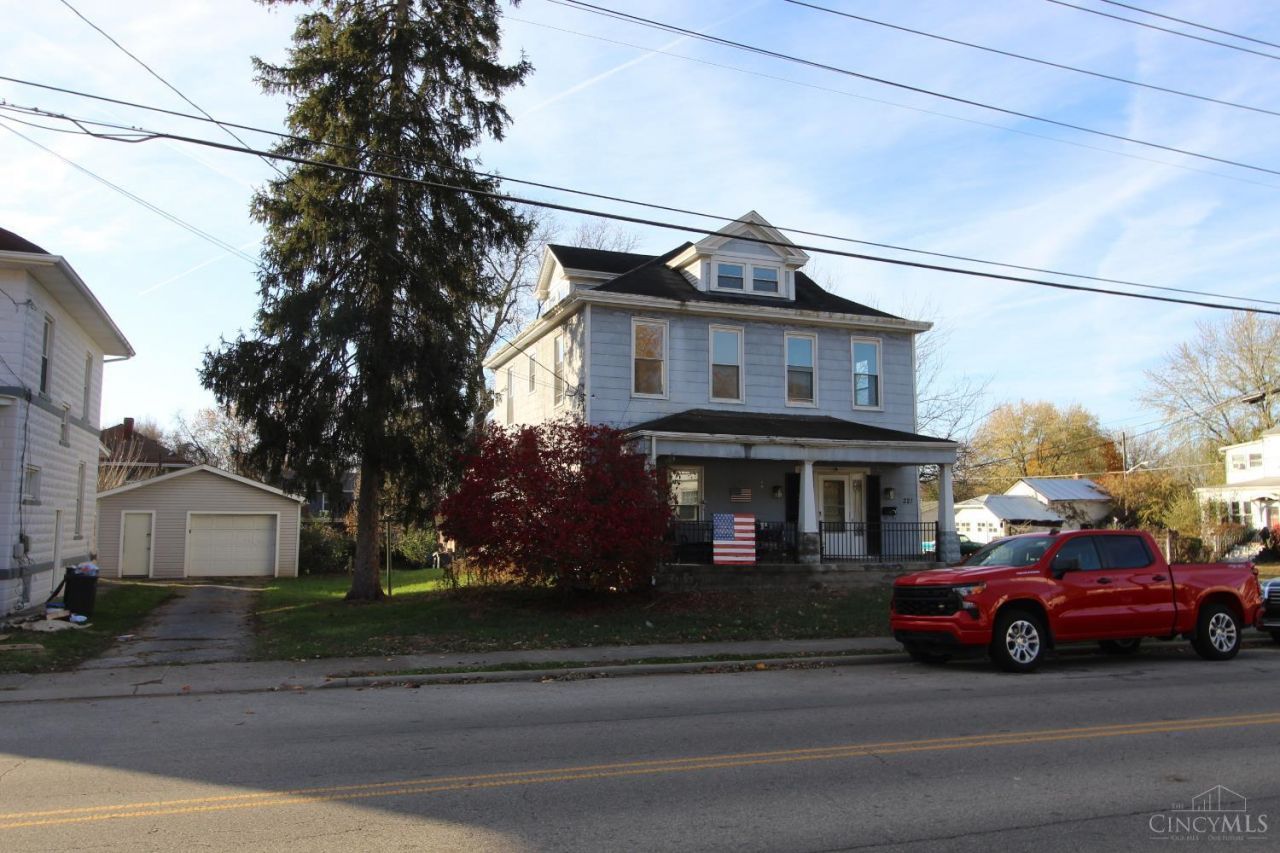 221 N Miami Avenue, Cleves, OH 45002 Main Photo