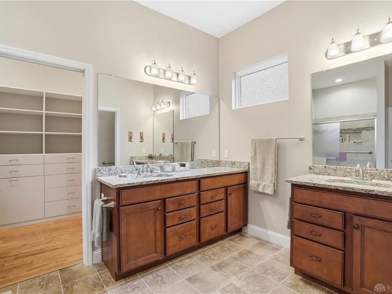 575 Carrick Drive, Dayton, OH 45458 Photo 16