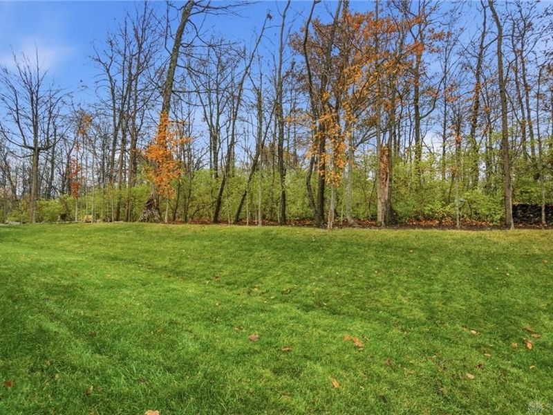 575 Carrick Drive, Dayton, OH 45458 Photo 30