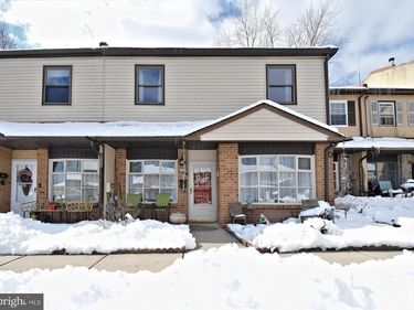 1258 LISA DRIVE, WARRINGTON, PA 18976