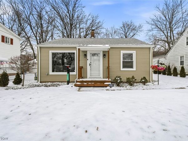 1257 Waverly Road, Eastlake, OH 44095