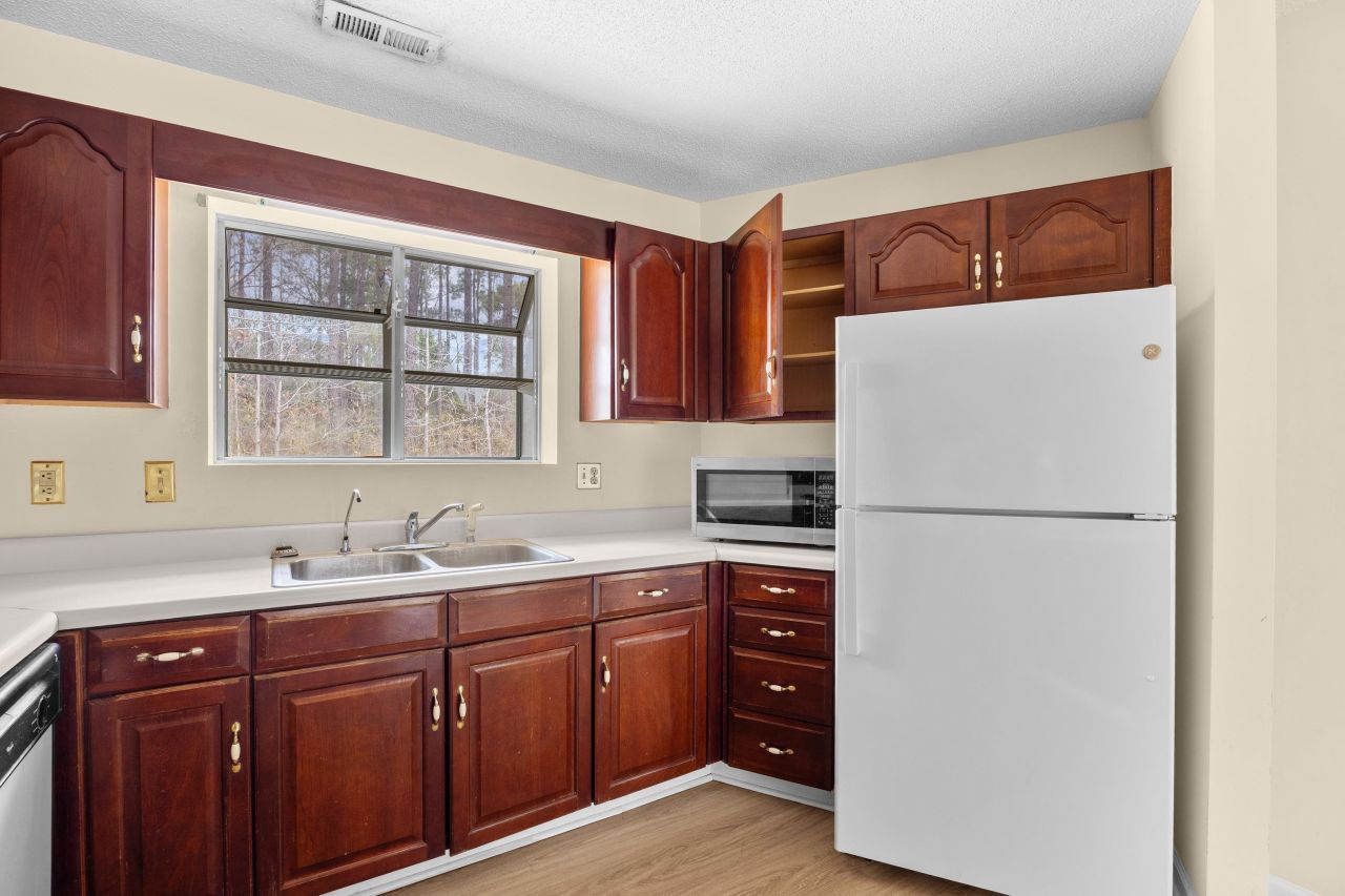 437 Deer Run Ave.  Photo 12