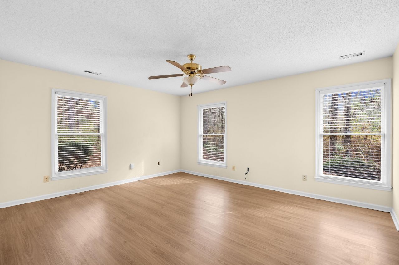 437 Deer Run Ave.  Photo 16