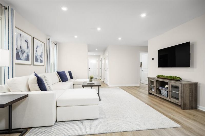 453 Myrtle Meadows Dr Photo 7