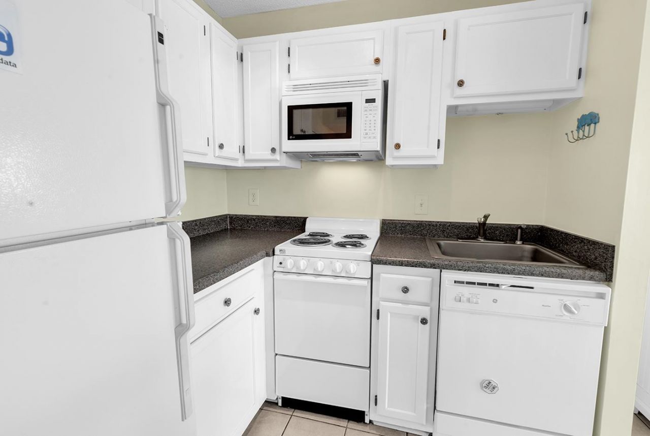 5905 S Kings Highway Photo 7