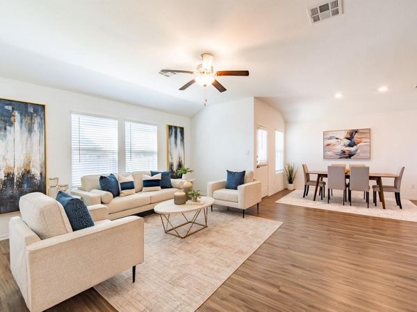 322 Arnage DR, Hutto, TX 78634