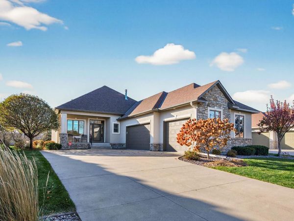 3062 118th Avenue NE, Blaine, MN 55449