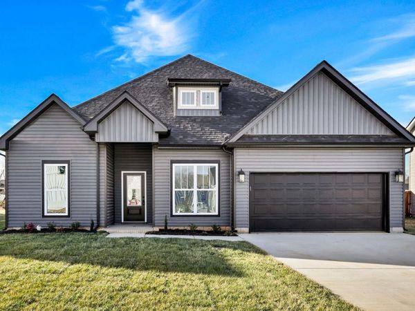 310 Galway Dr, Clarksville, TN 37042