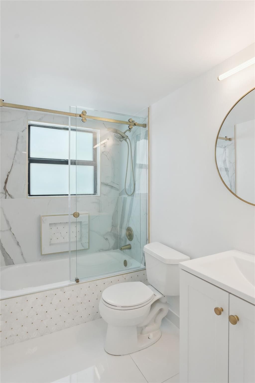 2205 S Cypress Bend Drive, Unit 501, Pompano Beach, FL 33069 Photo