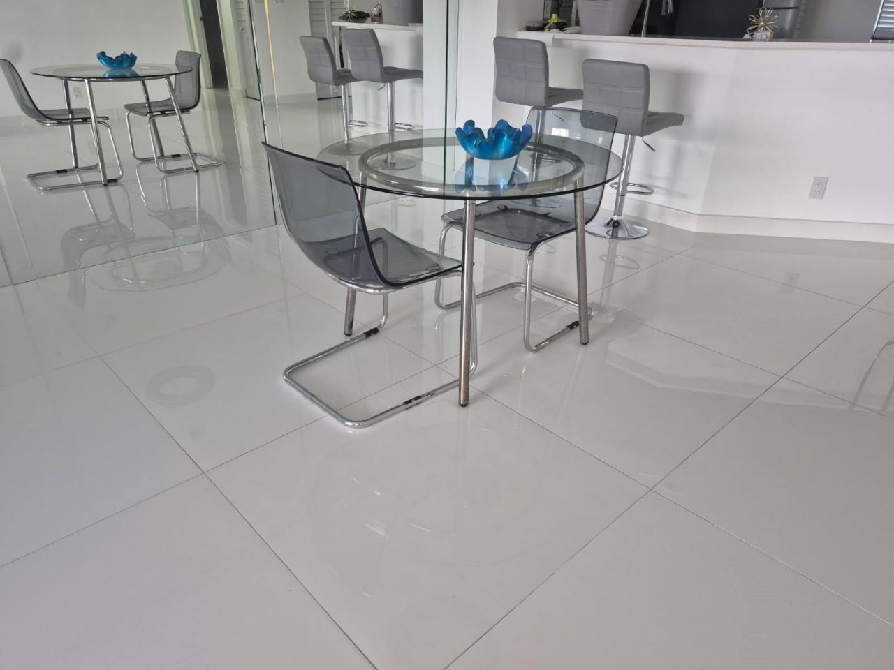 2205 S Cypress Bend Drive, Unit 501, Pompano Beach, FL 33069 Photo