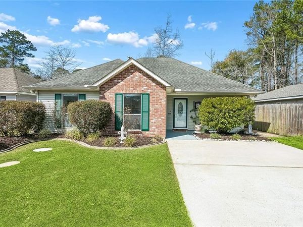 2184 OZONE Place , Mandeville, LA 70448