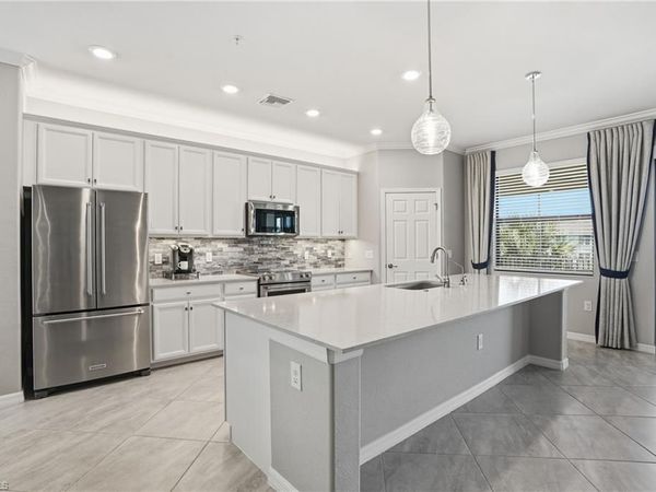 12003 Hawthorn Lake DR, Unit 201, FORT MYERS, FL 33913